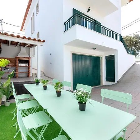 Holiday home Lisbon Coastal Retreat