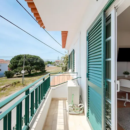 Lisbon Coastal Retreat Holiday home *