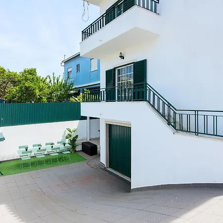 Lisbon Coastal Retreat Holiday home *