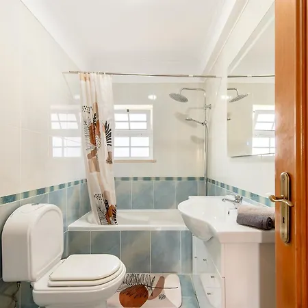 Holiday home Lisbon Coastal Retreat