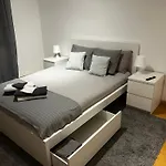 Lisbon Coastal Retreat *
