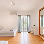 Lisbon Coastal Retreat * Charneca (Setubal)