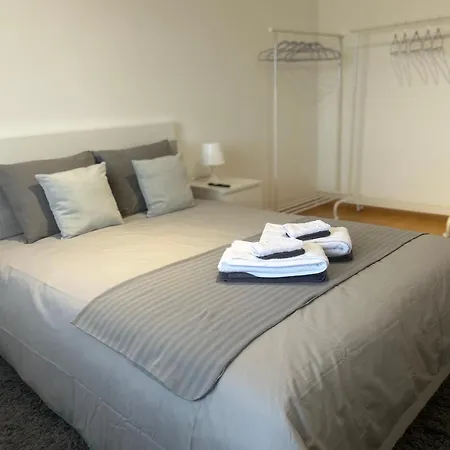 Lisbon Coastal Retreat *