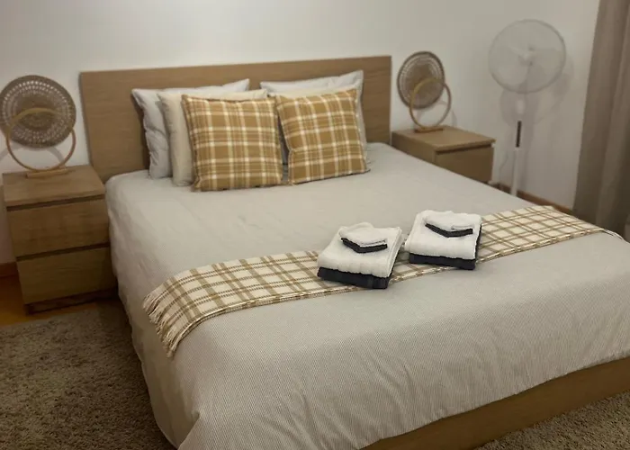 度假居 Lisbon Coastal Retreat *